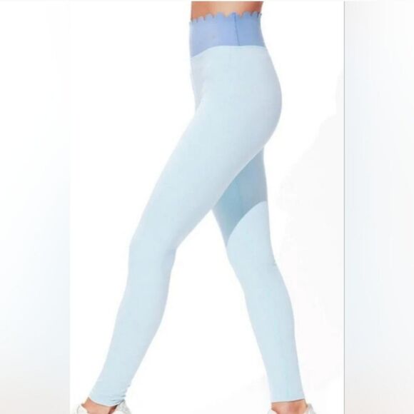 NWT EleVen By Venus Williams Pretty Power Sports Bra & Legging Set Ice Blue - Picture 14 of 16